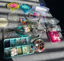 Load image into Gallery viewer, Beaded holders freeshipping - Genie Dreamz Creations
